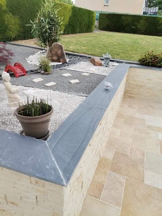 Carrelage extérieur antidérapant posé en Mayenne