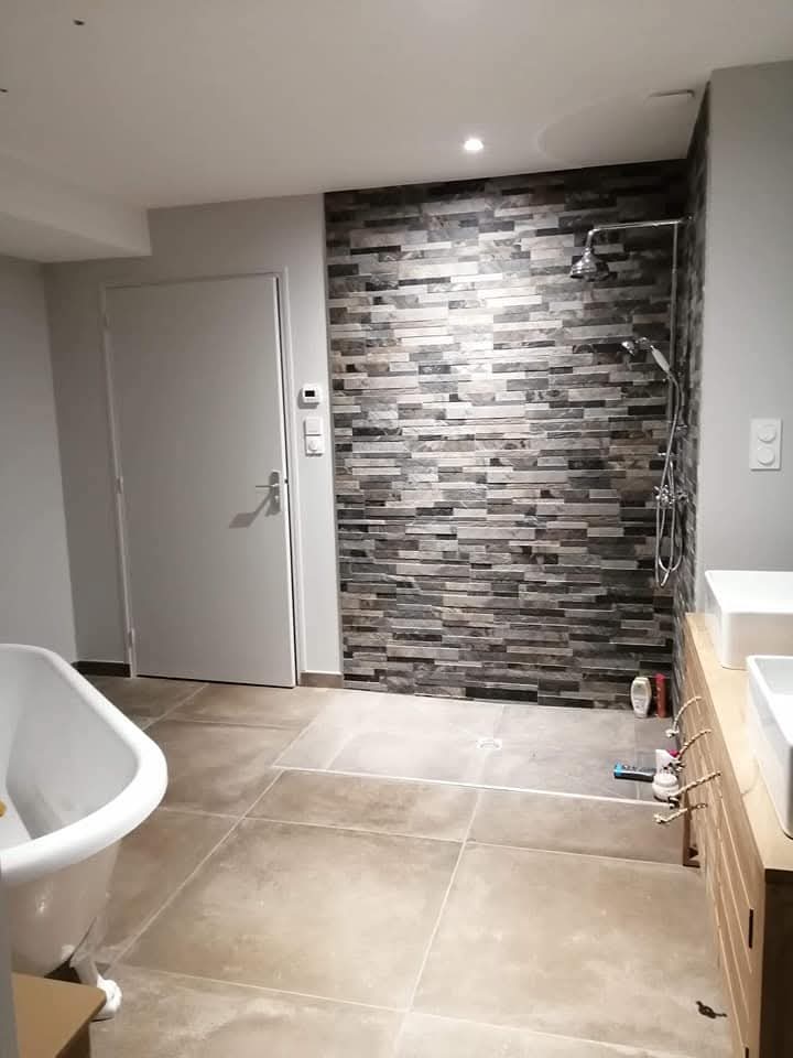 Parement décoratif en faïence