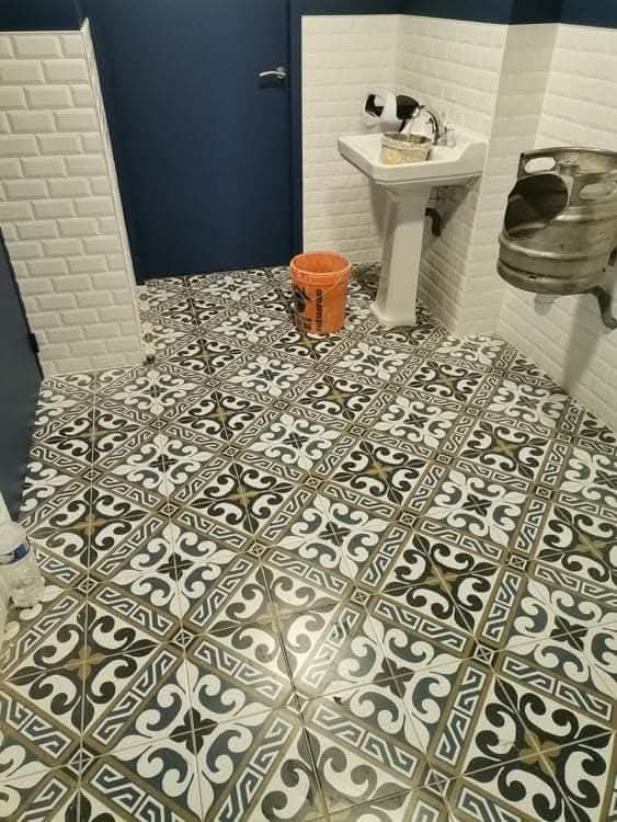 Salle d’eau faïence et carreaux