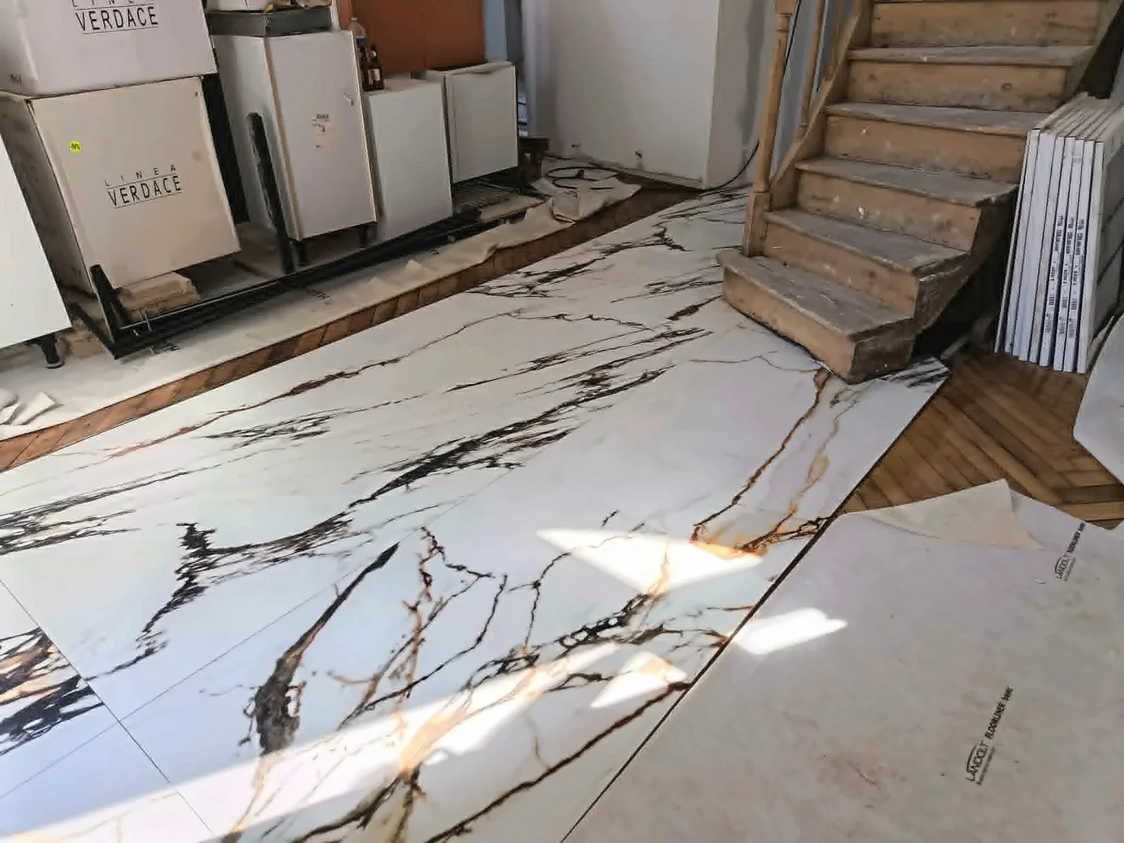 Détail de la matière et des finitions du carrelage par Guillet Carrelage