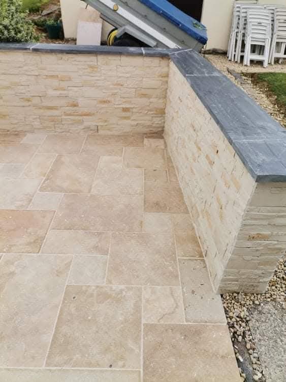 Terrasse sur plots carrelage 20 mm